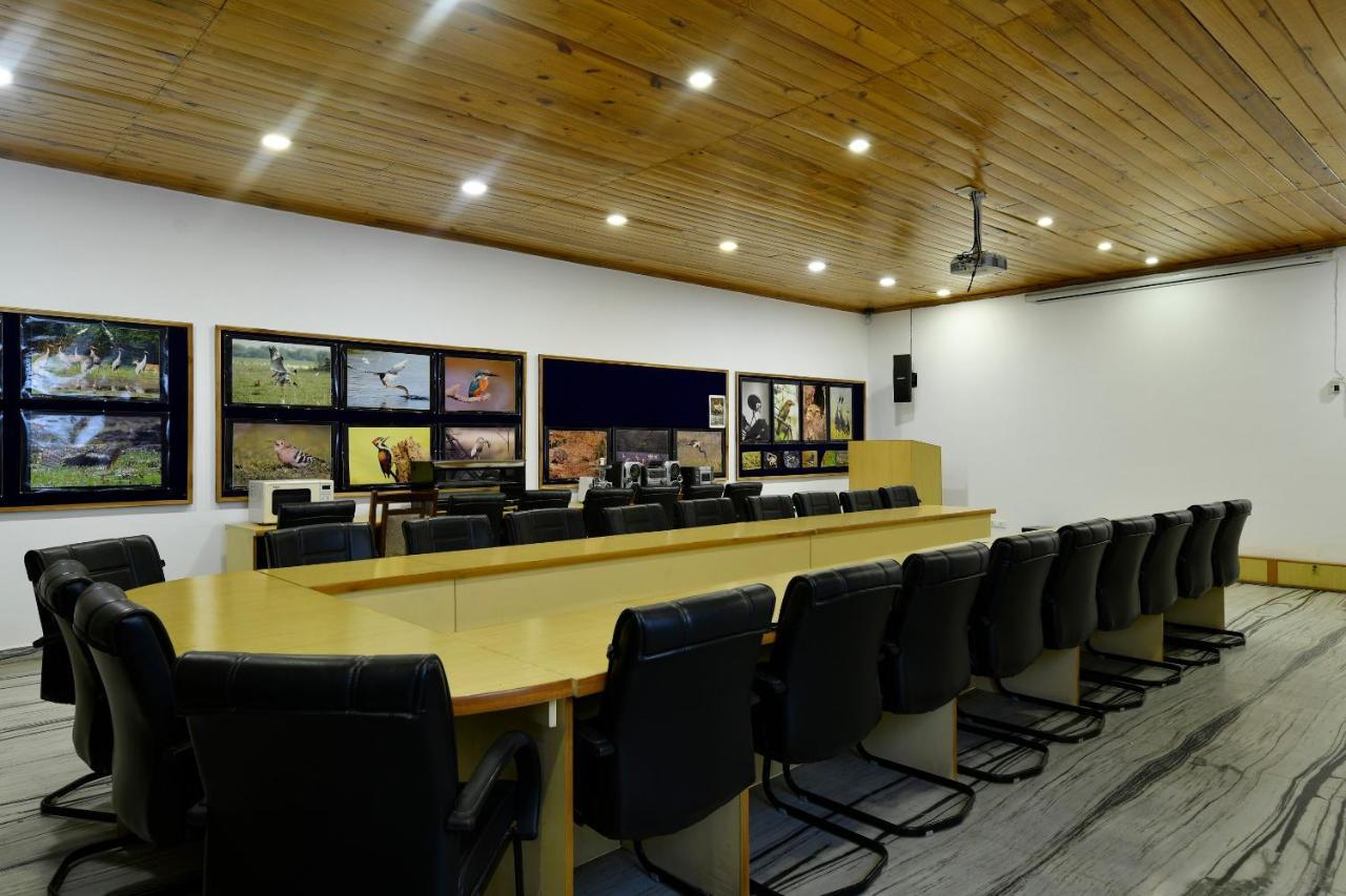 Hotel Sunbird Bharatpur Eksteriør billede