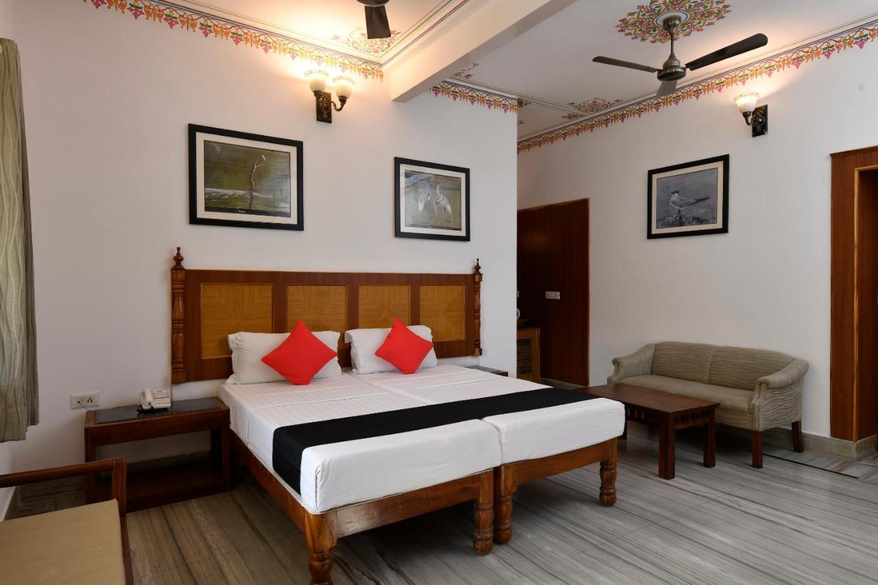 Hotel Sunbird Bharatpur Eksteriør billede